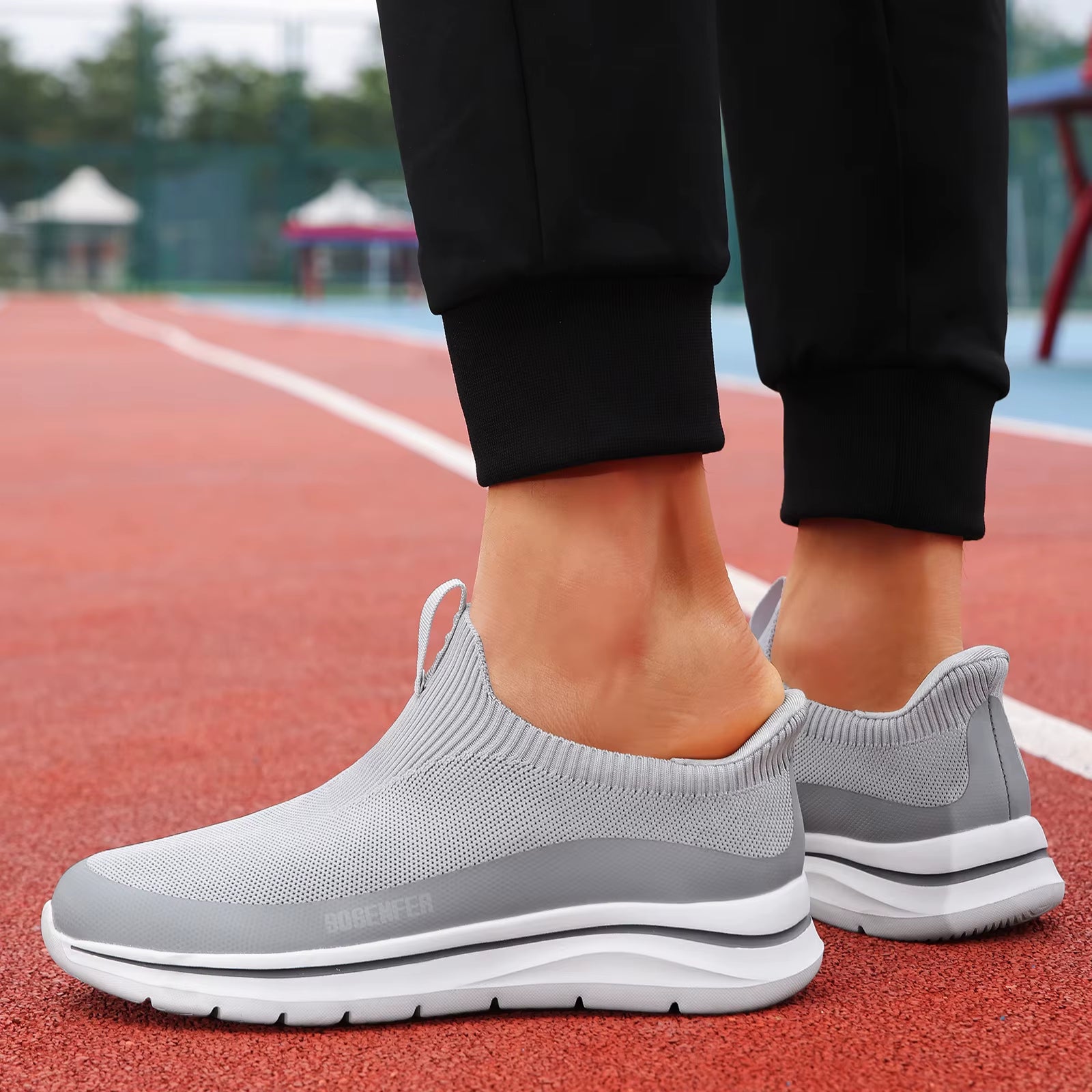 Dropshipping Fashion Outdoor Breathable Male Sports Shoe Popular Men'S Casual Fly-Woven Upper Sneakers